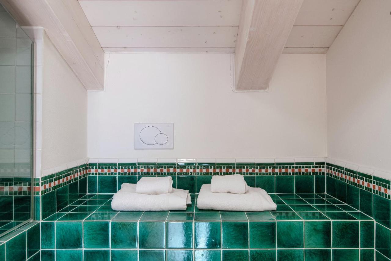 Castello Di Brusata Apartment By Quokka 360 - Romantic Flat With Pool Mendrisio Eksteriør bilde